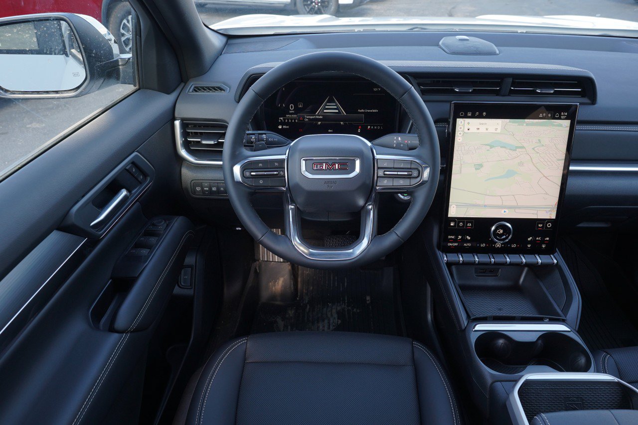 New 2027 GMC Terrain Elevation w/ Elevation Premium Package FWD image 9