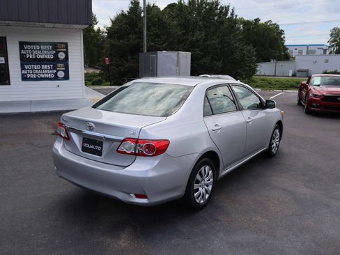 Used 2013 Toyota Corolla LE FWD image 10