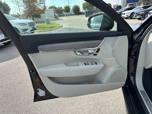 New 2025 Volvo S90 B6 Plus image 14