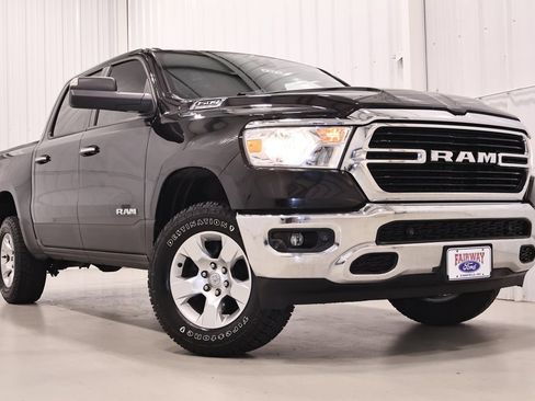 Used 2019 RAM 1500 Big Horn AWD/4WD image 37