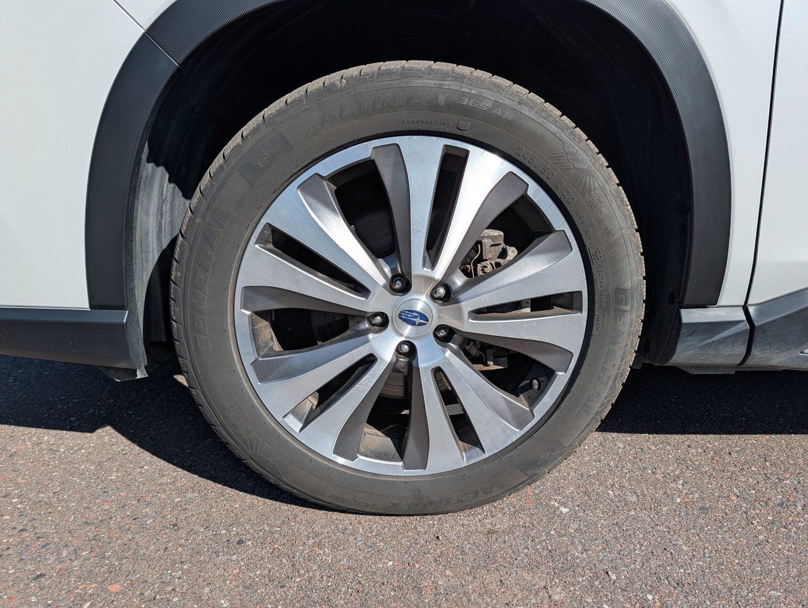 Used 2022 Subaru Ascent Limited AWD/4WD image 15