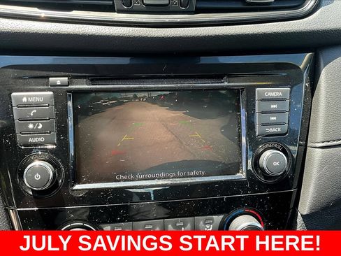 Used 2019 Nissan Rogue S AWD/4WD image 15