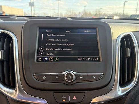 Used 2022 Chevrolet Equinox LT image 19