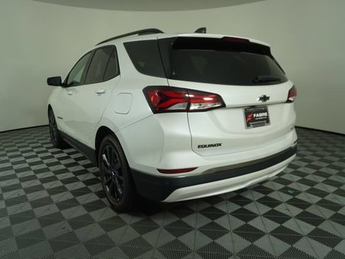Used 2022 Chevrolet Equinox RS w/ RS Leather Package FWD image 5