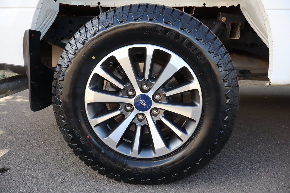 Used 2019 Ford F150 XLT w/ Equipment Group 302A Luxury AWD/4WD image 42