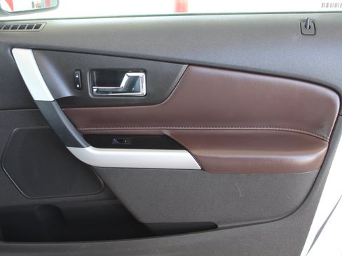 Used 2014 Ford Edge Limited AWD/4WD image 17