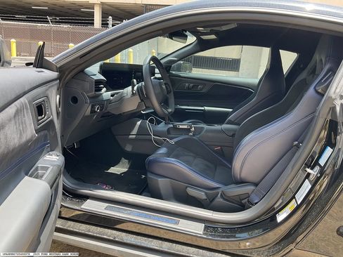 Used 2025 Ford Mustang Dark Horse RWD image 8