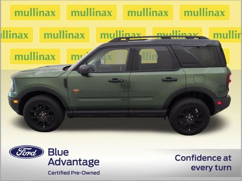 Used 2025 Ford Bronco Sport Badlands image 2