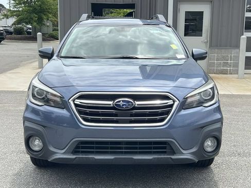 Used 2018 Subaru Outback 2.5i Limited AWD/4WD image 16