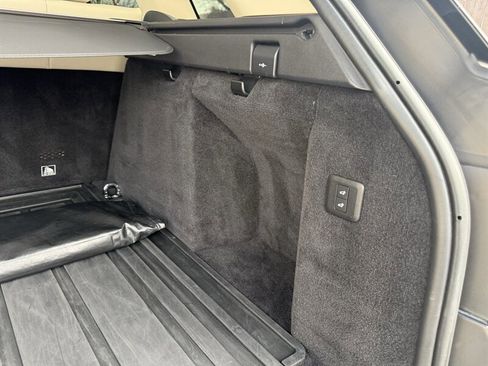 Used 2020 Land Rover Range Rover Sport HSE Dynamic image 14