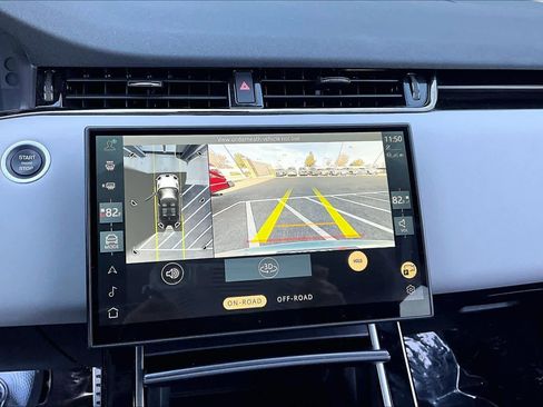 Used 2026 Land Rover Range Rover Evoque Dynamic SE image 26