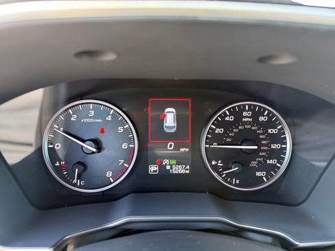 Used 2024 Subaru Outback Limited AWD/4WD image 11