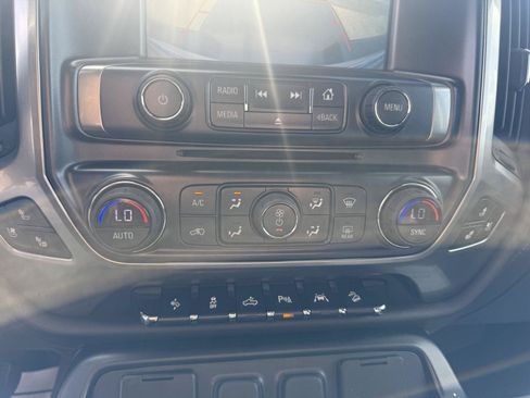 Used 2017 Chevrolet Silverado 1500 LTZ Z71 w/ LTZ Plus Package AWD/4WD image 19