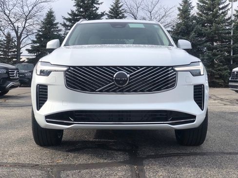 New 2026 Volvo XC90 B6 Ultra image 2