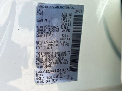 Used 2024 Nissan Titan Platinum Reserve w/ Moonroof Package image 16