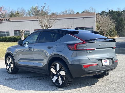 Used 2022 Volvo C40 P8 Recharge Ultimate image 2