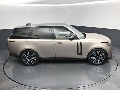 Used 2023 Land Rover Range Rover SE AWD/4WD image 13