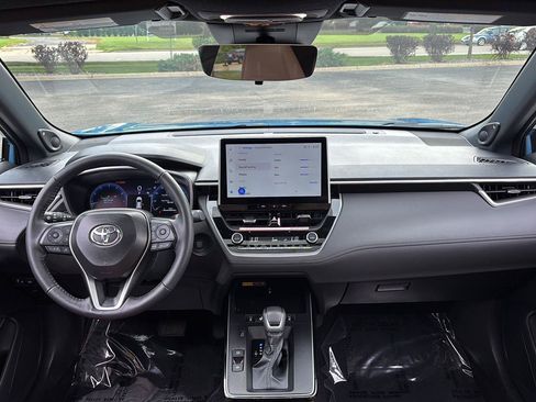 Used 2026 Toyota Corolla Cross XLE w/ Convenience Package AWD/4WD image 16