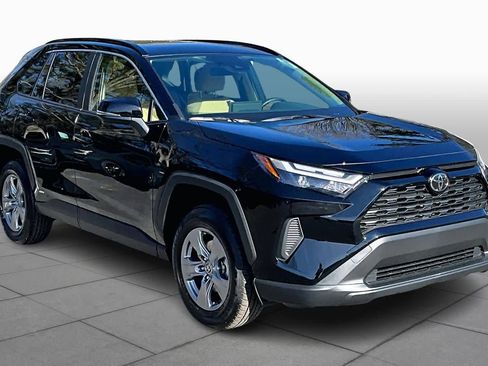 Certified 2025 Toyota RAV4 XLE image 3