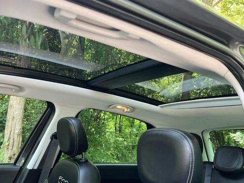 Used 2018 FIAT 500L Trekking FWD image 13