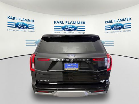 Certified 2025 Ford Expedition Platinum AWD/4WD image 4