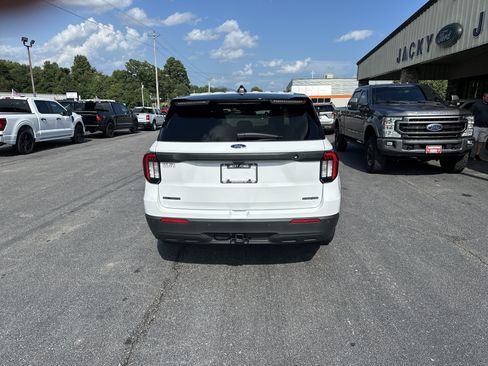 Used 2026 Ford Explorer 4WD Police Interceptor w/ Ready For The Road Package image 7