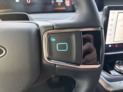 New 2026 Ford Expedition Max Platinum w/ Stealth Appearance Package image 30