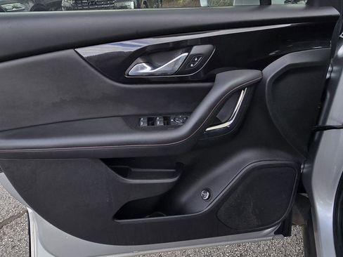 Used 2019 Chevrolet Blazer RS w/ Sun and Wheels Package image 18