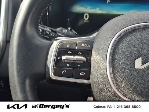 Used 2023 Kia Sorento SX image 25