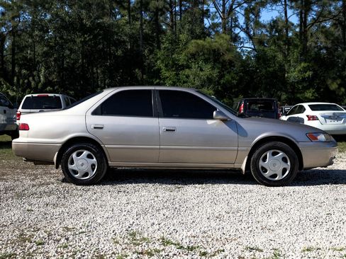 Used 1997 Toyota Camry CE image 13