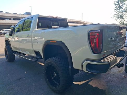 Used 2020 GMC Sierra 2500 Denali w/ Denali Ultimate Package AWD/4WD image 7