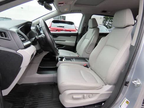 Used 2018 Honda Odyssey EX-L image 13