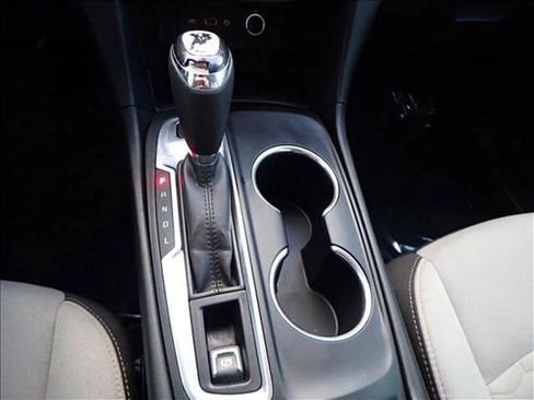 Used 2020 Chevrolet Equinox LS w/ LS Convenience Package image 18