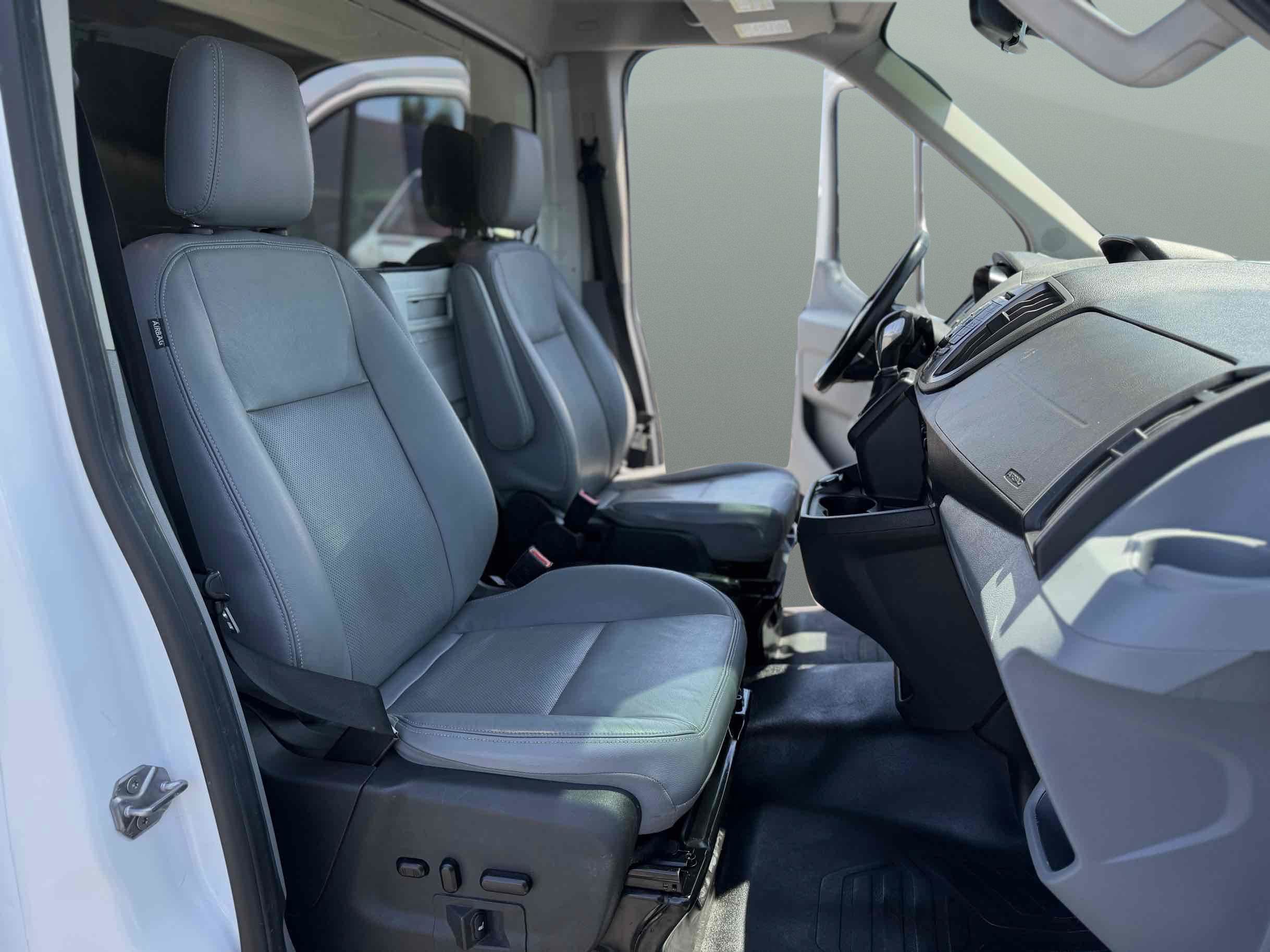 Used 2019 Ford Transit 350 138 DRW w/ Premium Package RWD image 15