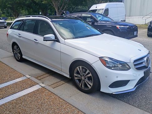 Used 2016 Mercedes-Benz E 350 4MATIC Wagon image 6