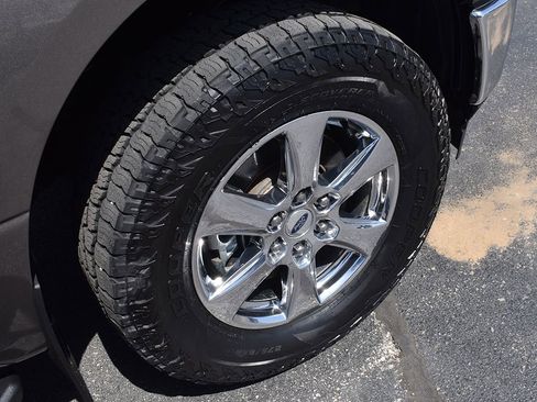 Used 2018 Ford F150 XLT w/ Equipment Group 301A Mid AWD/4WD image 8