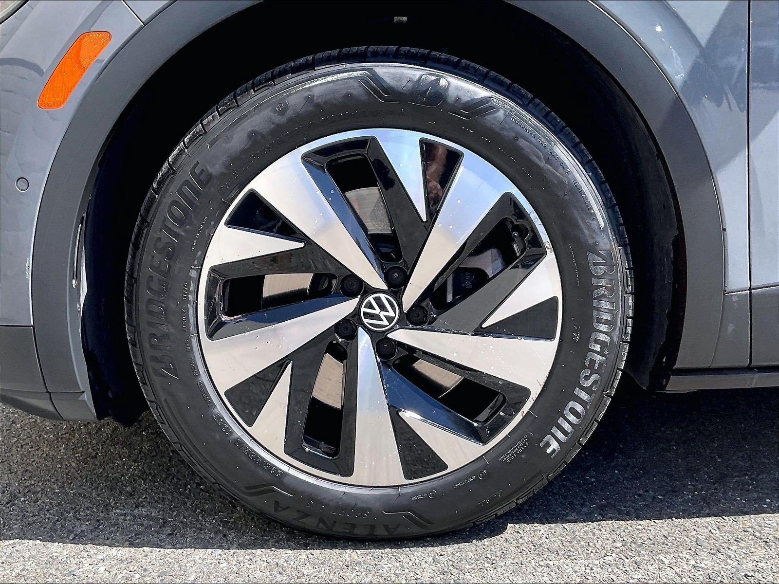 Certified 2023 Volkswagen ID.4 Pro RWD image 7