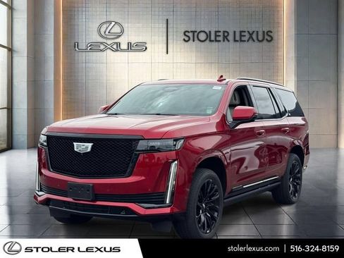 Used 2023 Cadillac Escalade Sport Platinum w/ LPO, ONYX Package AWD/4WD image 3