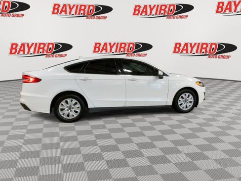 Used 2020 Ford Fusion S image 9