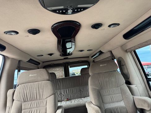 Used 2006 Ford E-150 and Econoline 150 RWD image 18