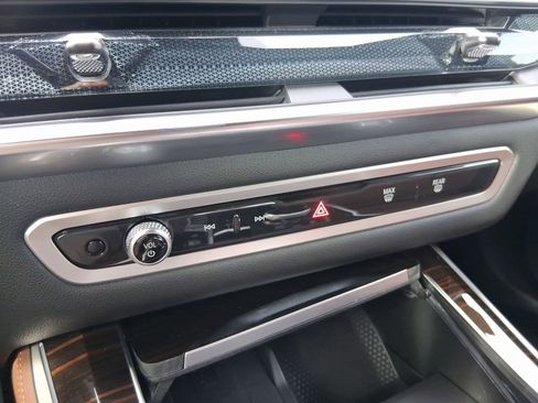 Used 2026 BMW X5 sDrive40i image 26