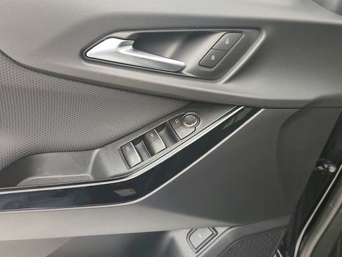 Certified 2026 Chevrolet Equinox RS FWD image 23