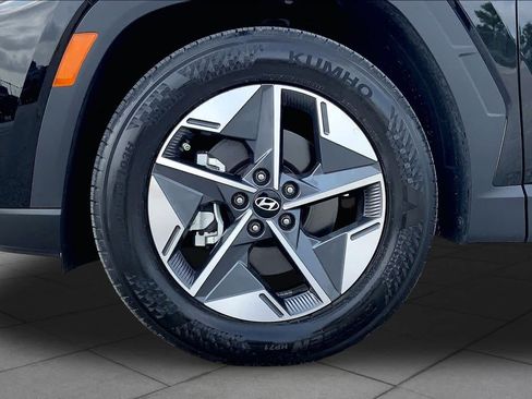 Used 2025 Hyundai Tucson SEL FWD image 11