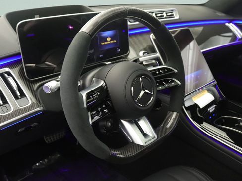 New 2026 Mercedes-Benz S 63 AMG S image 4