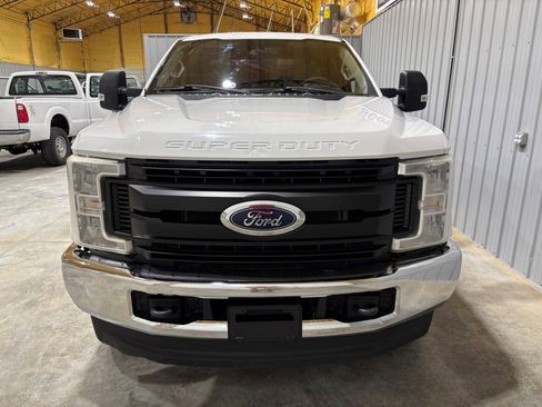 Used 2019 Ford F250 XL w/ XL Value Package image 7