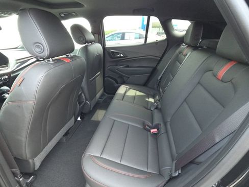 New 2026 Chevrolet Trax RS w/ Sunroof Package FWD image 29