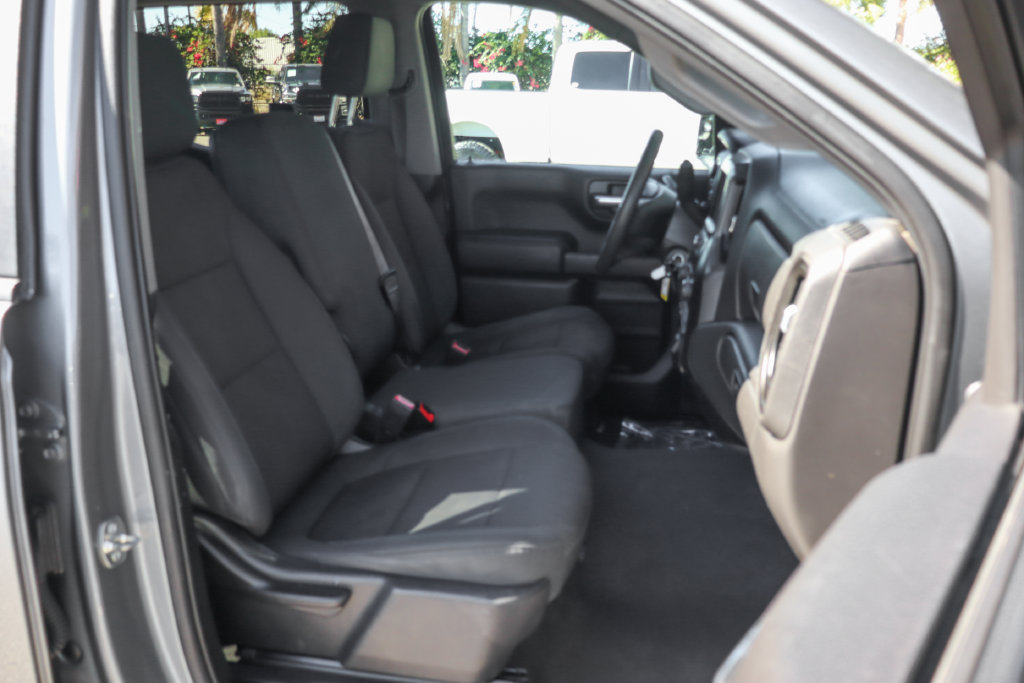 Used 2019 Chevrolet Silverado 1500 Custom w/ Custom Convenience Package AWD/4WD image 40