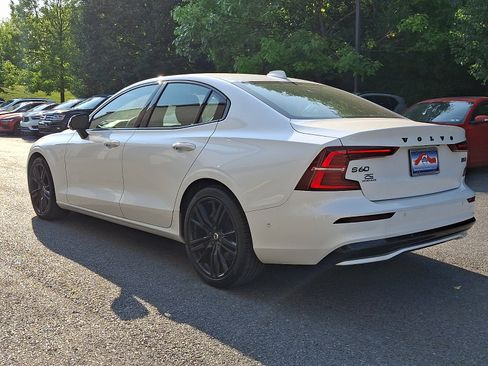 Used 2023 Volvo S60 B5 Ultimate w/ Climate Package AWD/4WD image 4