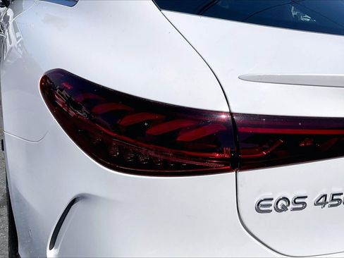 Used 2022 Mercedes-Benz EQS 450+ Sedan image 29
