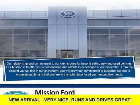 Used 2022 Ford Escape SE w/ Cold Weather Package image 12